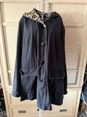 REVERSIBLE PLUS SIZE RAINCOAT